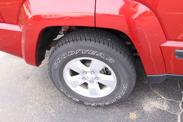 2010 Jeep Liberty Elk Conversion Van