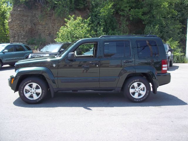 2010 Jeep Liberty Elk Conversion Van