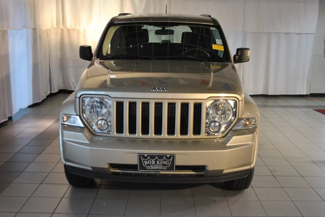 2010 Jeep Liberty Elk Conversion Van