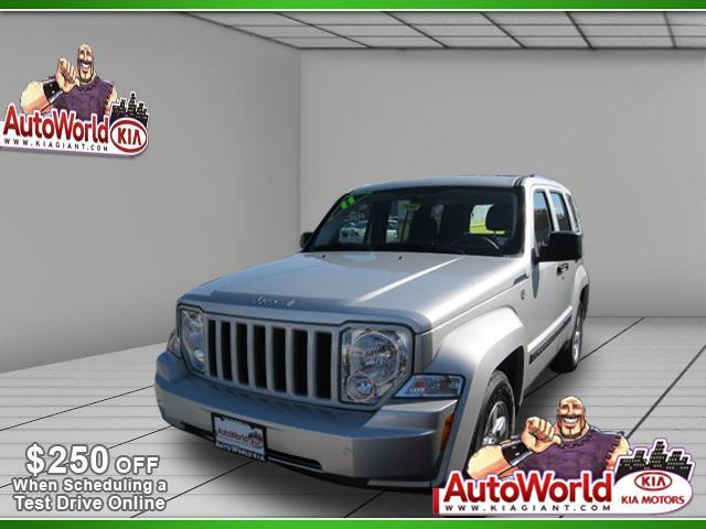 2011 Jeep Liberty 2006.5 EX