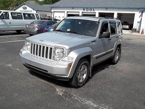 2011 Jeep Liberty Elk Conversion Van