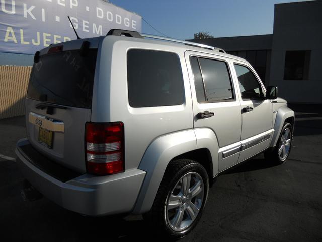 2012 Jeep Liberty Z-71 Extended Cab