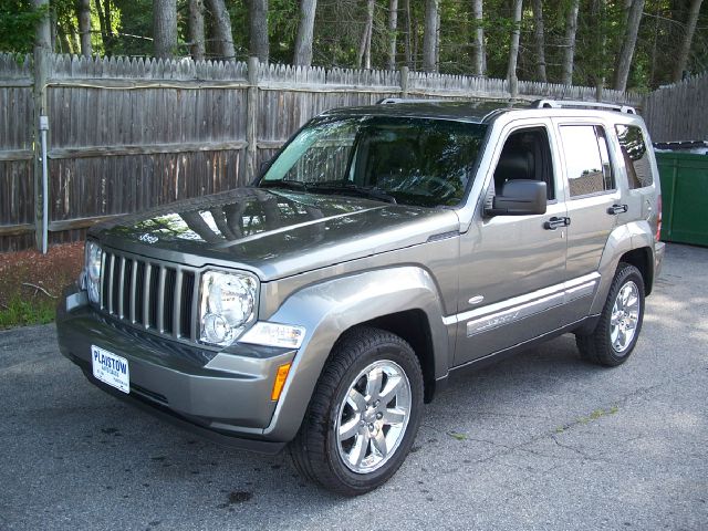 2012 Jeep Liberty Slt/dvd//quad Seats//leather