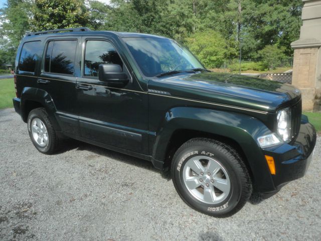 2012 Jeep Liberty Extended Cab V8 LT W/1lt