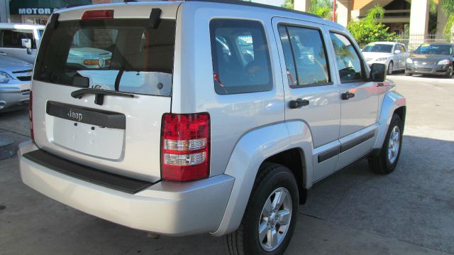 2012 Jeep Liberty Extended Cab V8 LT W/1lt