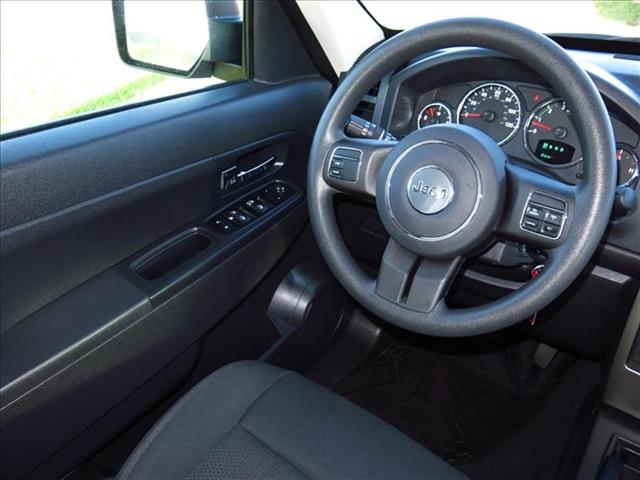 2012 Jeep Liberty SLT Crewcab 2wd