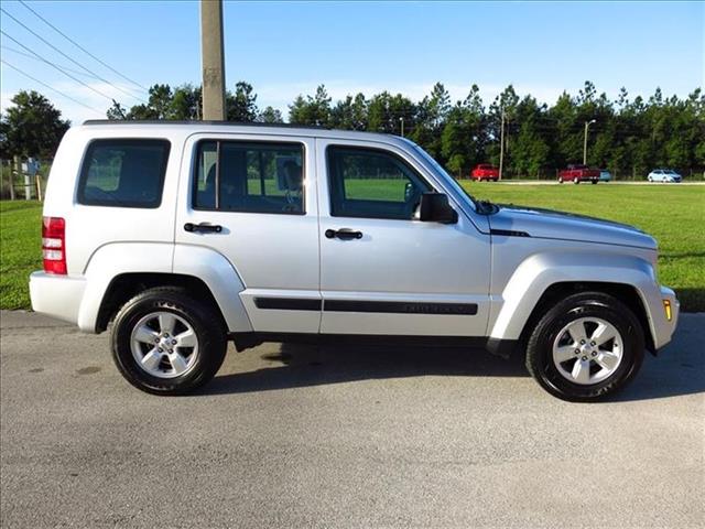 2012 Jeep Liberty SLT Crewcab 2wd