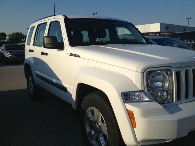 2012 Jeep Liberty Extended Cab V8 LT W/1lt