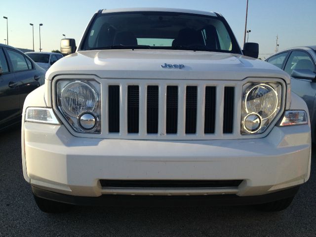 2012 Jeep Liberty Extended Cab V8 LT W/1lt