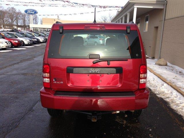 2012 Jeep Liberty Unknown