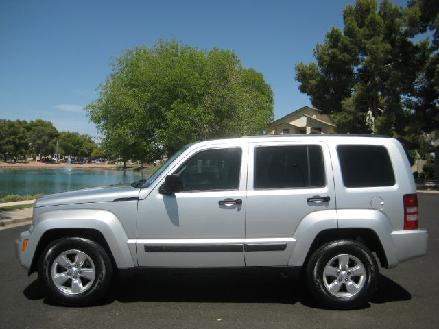 2012 Jeep Liberty Extended Cab V8 LT W/1lt