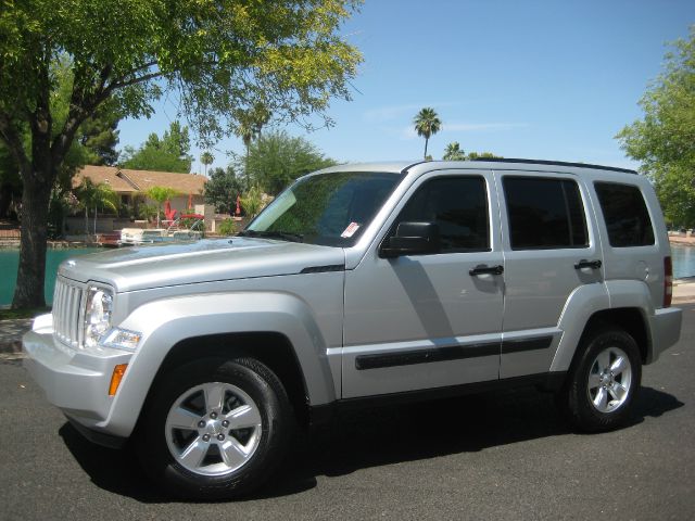 2012 Jeep Liberty Extended Cab V8 LT W/1lt