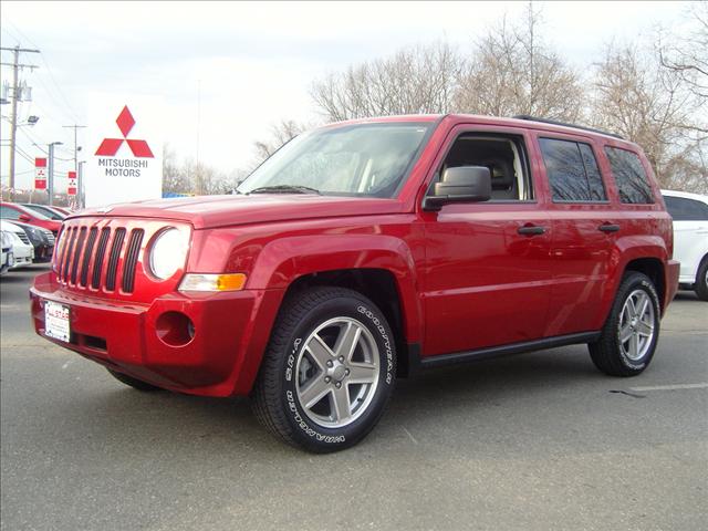 2007 Jeep Patriot Bucket