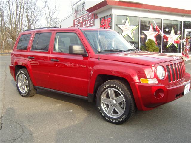 2007 Jeep Patriot Bucket