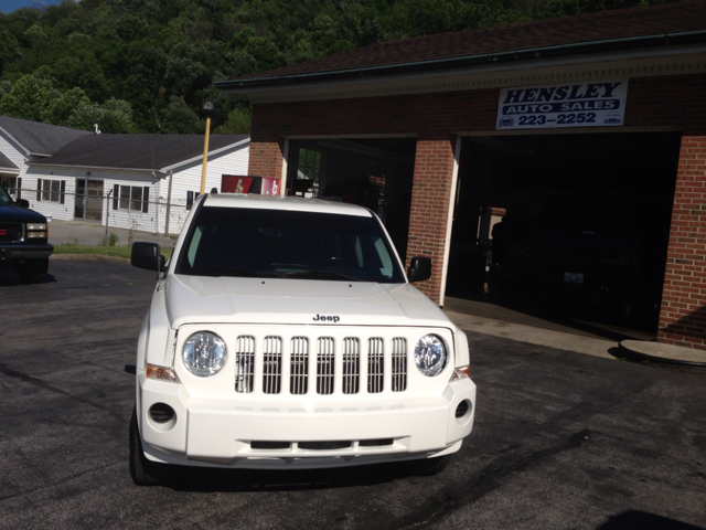 2007 Jeep Patriot Extended Cab V8 LT W/1lt