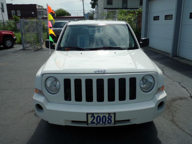 2008 Jeep Patriot Extended Cab V8 LT W/1lt