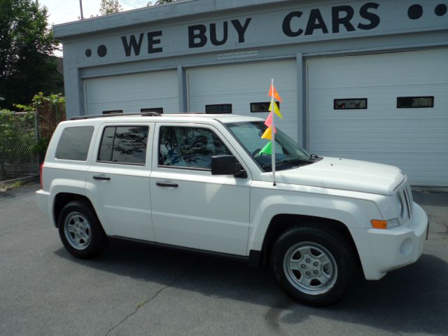 2008 Jeep Patriot Extended Cab V8 LT W/1lt