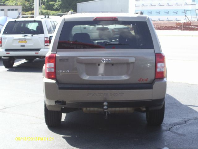 2008 Jeep Patriot Elk Conversion Van