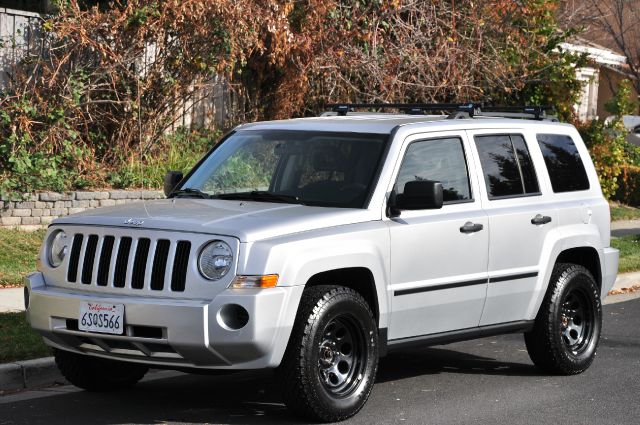 2009 Jeep Patriot Elk Conversion Van