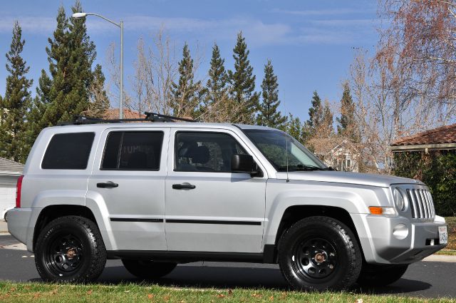 2009 Jeep Patriot Elk Conversion Van