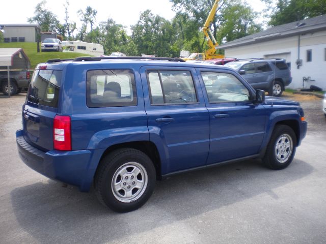 2010 Jeep Patriot Elk Conversion Van