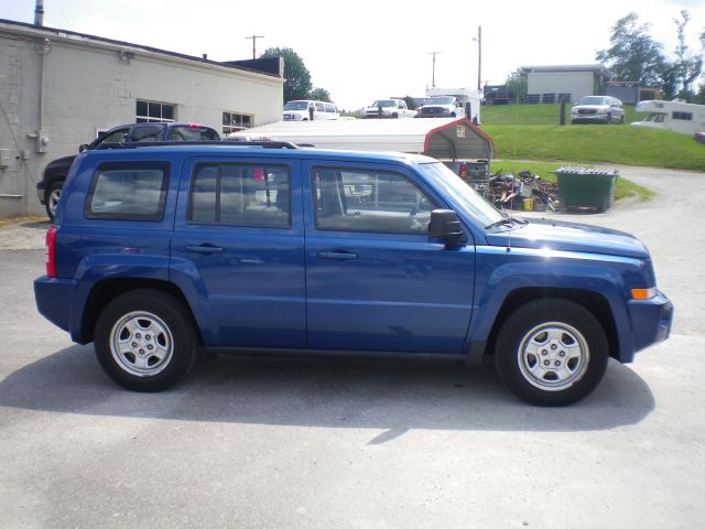 2010 Jeep Patriot Elk Conversion Van