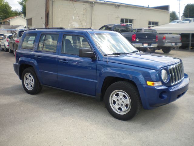 2010 Jeep Patriot Elk Conversion Van