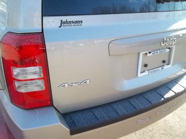 2010 Jeep Patriot Elk Conversion Van