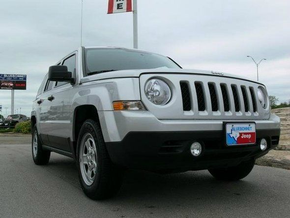 2012 Jeep Patriot Extended Cab V8 LT W/1lt