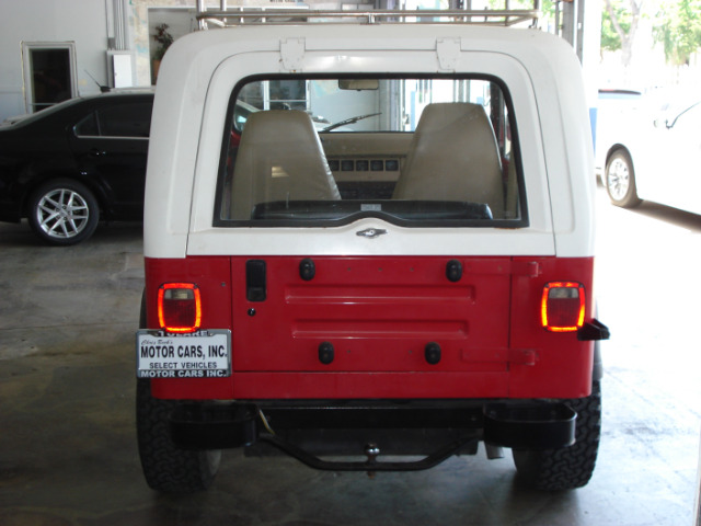 1991 Jeep Wrangler Regular Cab Silverado