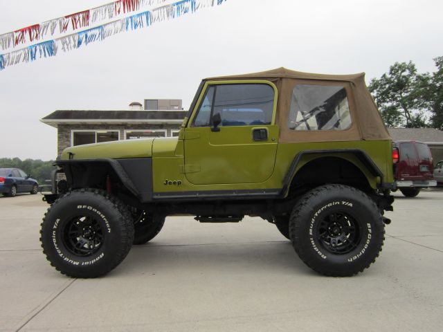 1992 Jeep Wrangler SV 4X4 VTP