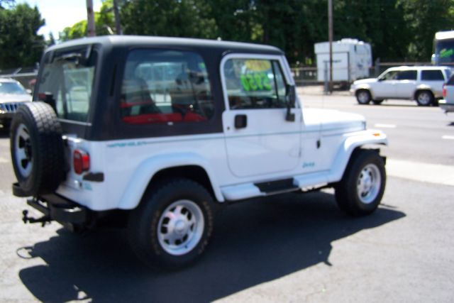 1995 Jeep Wrangler SE