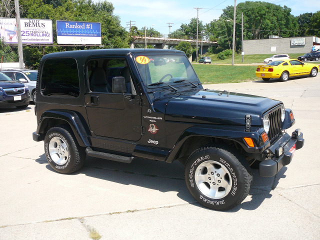 1999 Jeep Wrangler 3.5 SE