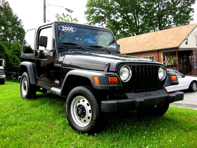 2000 Jeep Wrangler SE