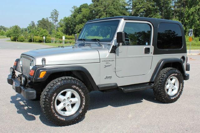 2000 Jeep Wrangler 3.0i AWD Very Clean