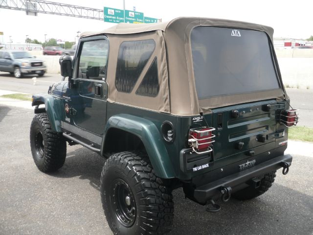 2000 Jeep Wrangler Unknown