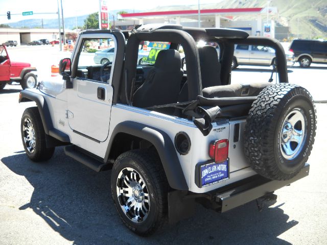 2003 Jeep Wrangler SW2