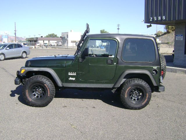 2004 Jeep Wrangler XL SLT 2WD