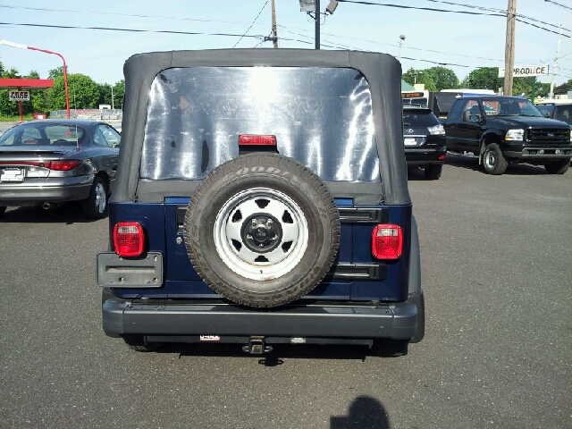 2004 Jeep Wrangler SE