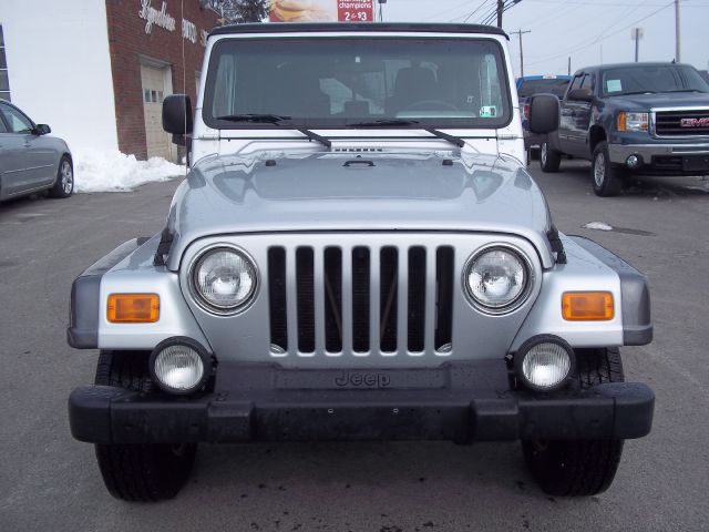 2004 Jeep Wrangler 4-door 2WD