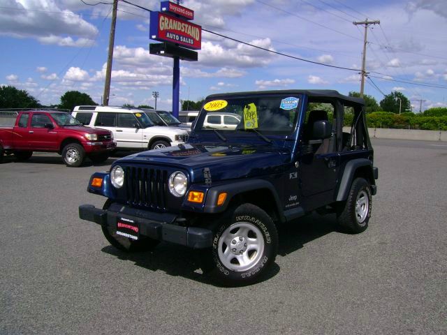 2005 Jeep Wrangler Lariat Crew Cab 4WD