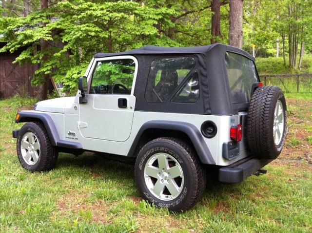 2005 Jeep Wrangler SE