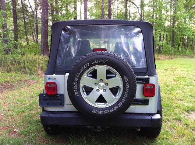 2005 Jeep Wrangler SE