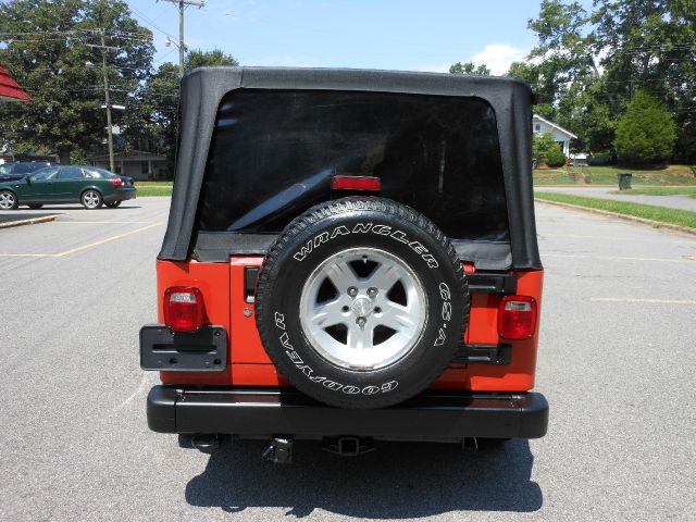 2005 Jeep Wrangler ALL Wheel Drive - NEW Tires