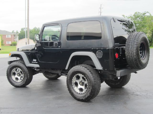 2005 Jeep Wrangler ALL Wheel Drive - NEW Tires