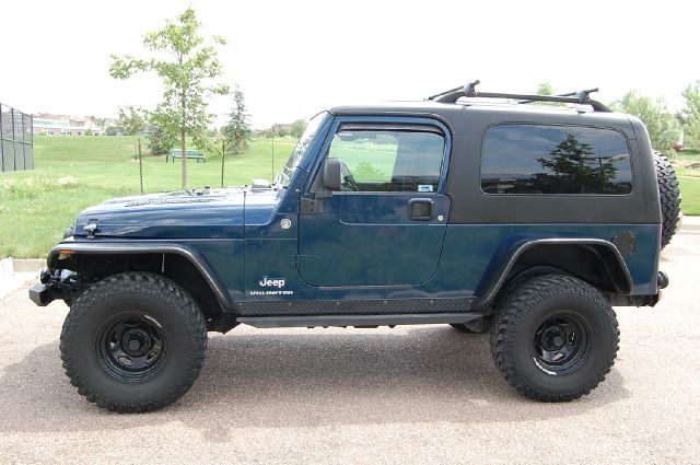 2005 Jeep Wrangler ALL Wheel Drive - NEW Tires