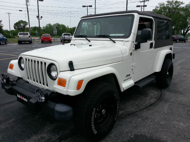 2005 Jeep Wrangler ALL Wheel Drive - NEW Tires