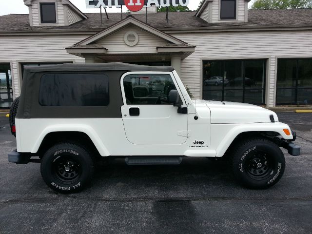 2005 Jeep Wrangler ALL Wheel Drive - NEW Tires