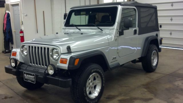 2006 Jeep Wrangler ALL Wheel Drive - NEW Tires