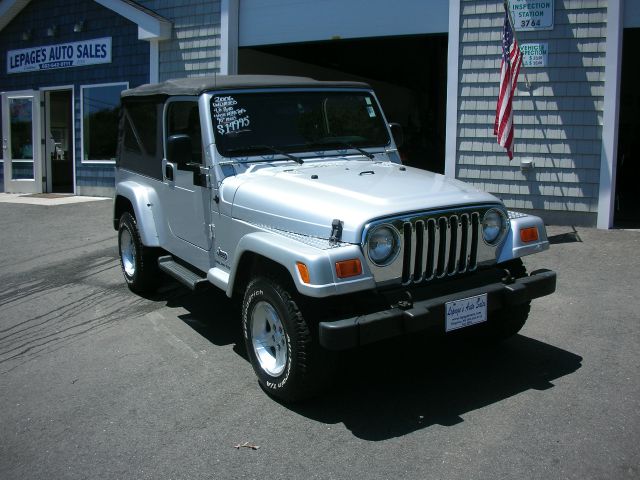 2006 Jeep Wrangler ALL Wheel Drive - NEW Tires